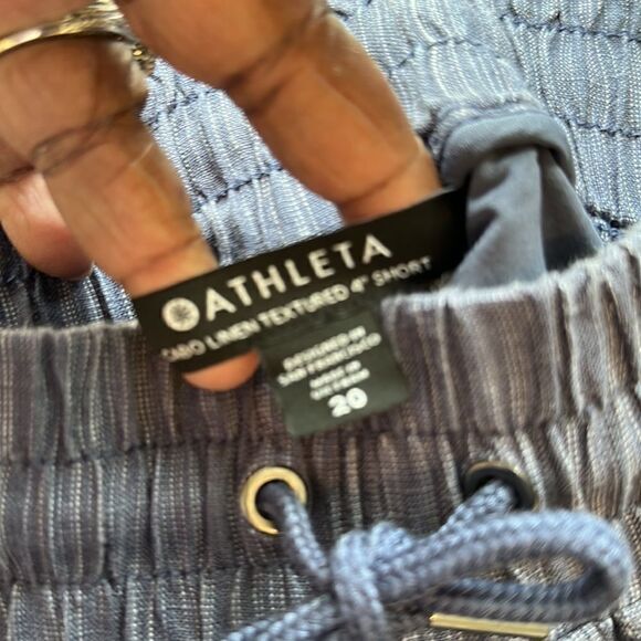 Athleta CAMO Linen Textured 4” Short 20 - Picture 5 of 5